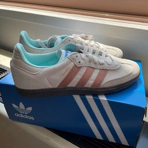SOLD— Brand New Adidas Samba OG - US Men's 7/ Women's 8